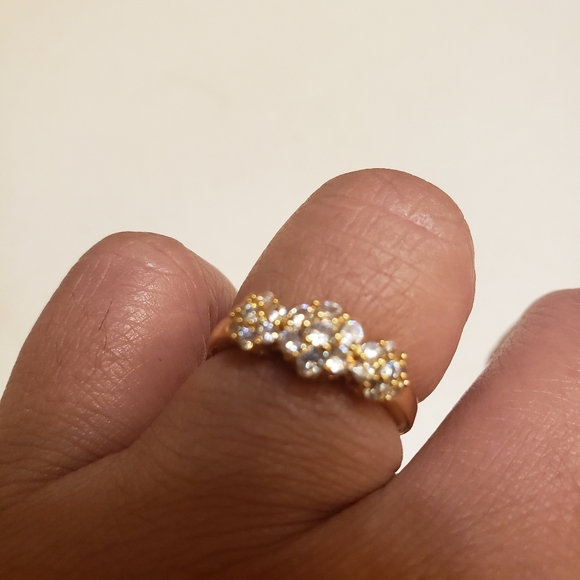 Wedding Ring - Picture 2 of 5